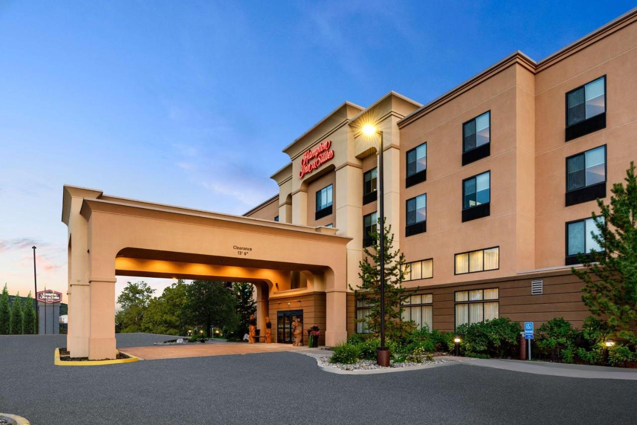Hampton Inn & Suites Fairbanks Dış mekan fotoğraf