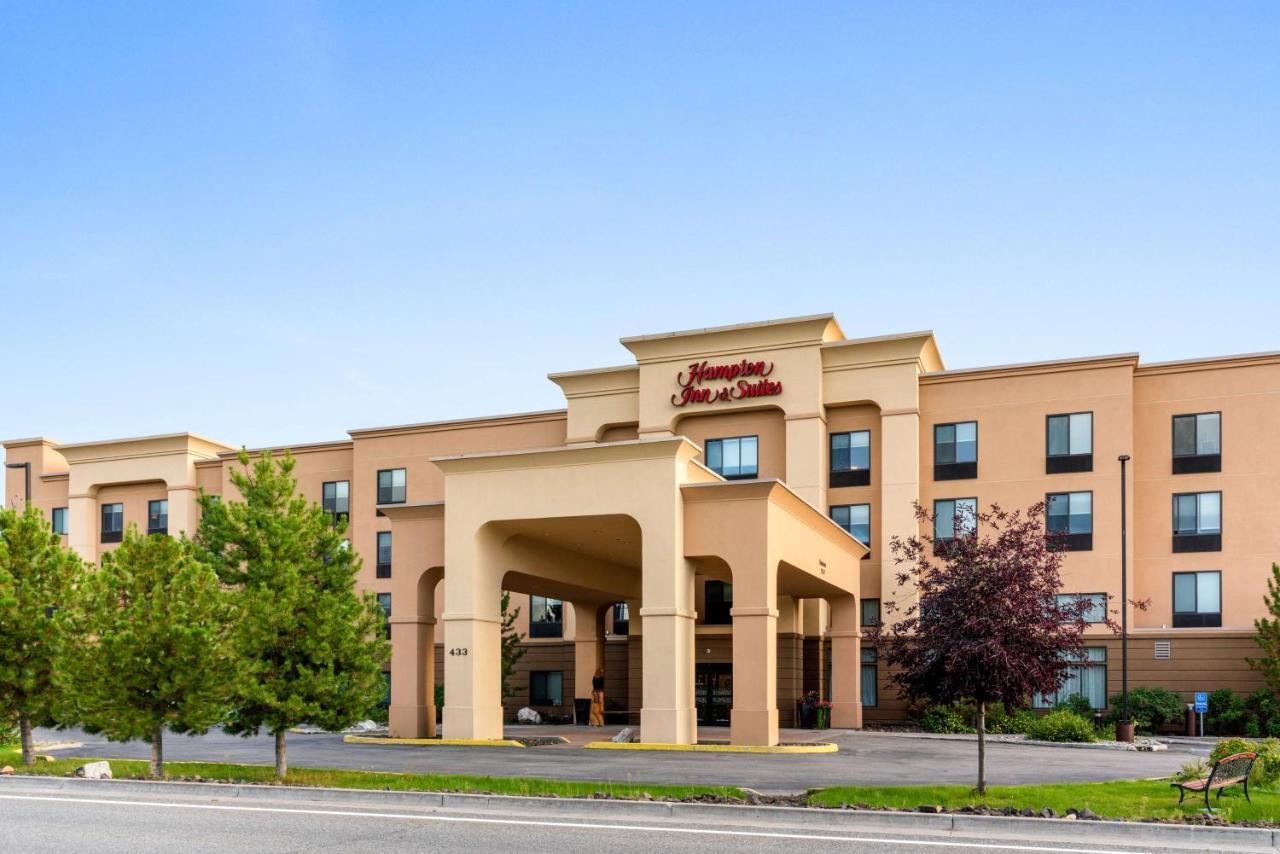 Hampton Inn & Suites Fairbanks Dış mekan fotoğraf