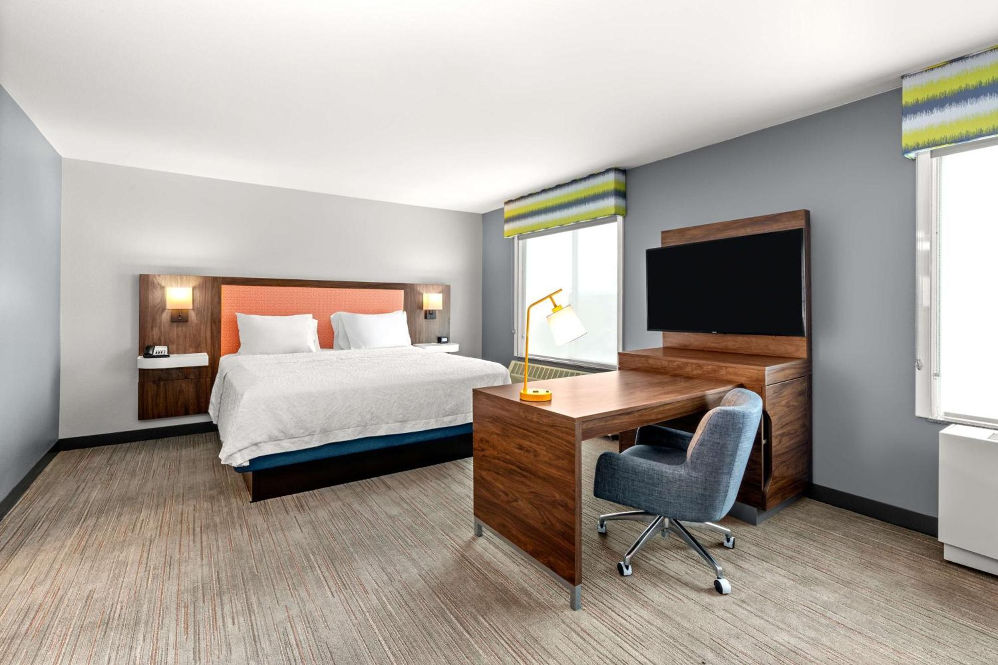 Hampton Inn & Suites Fairbanks Dış mekan fotoğraf