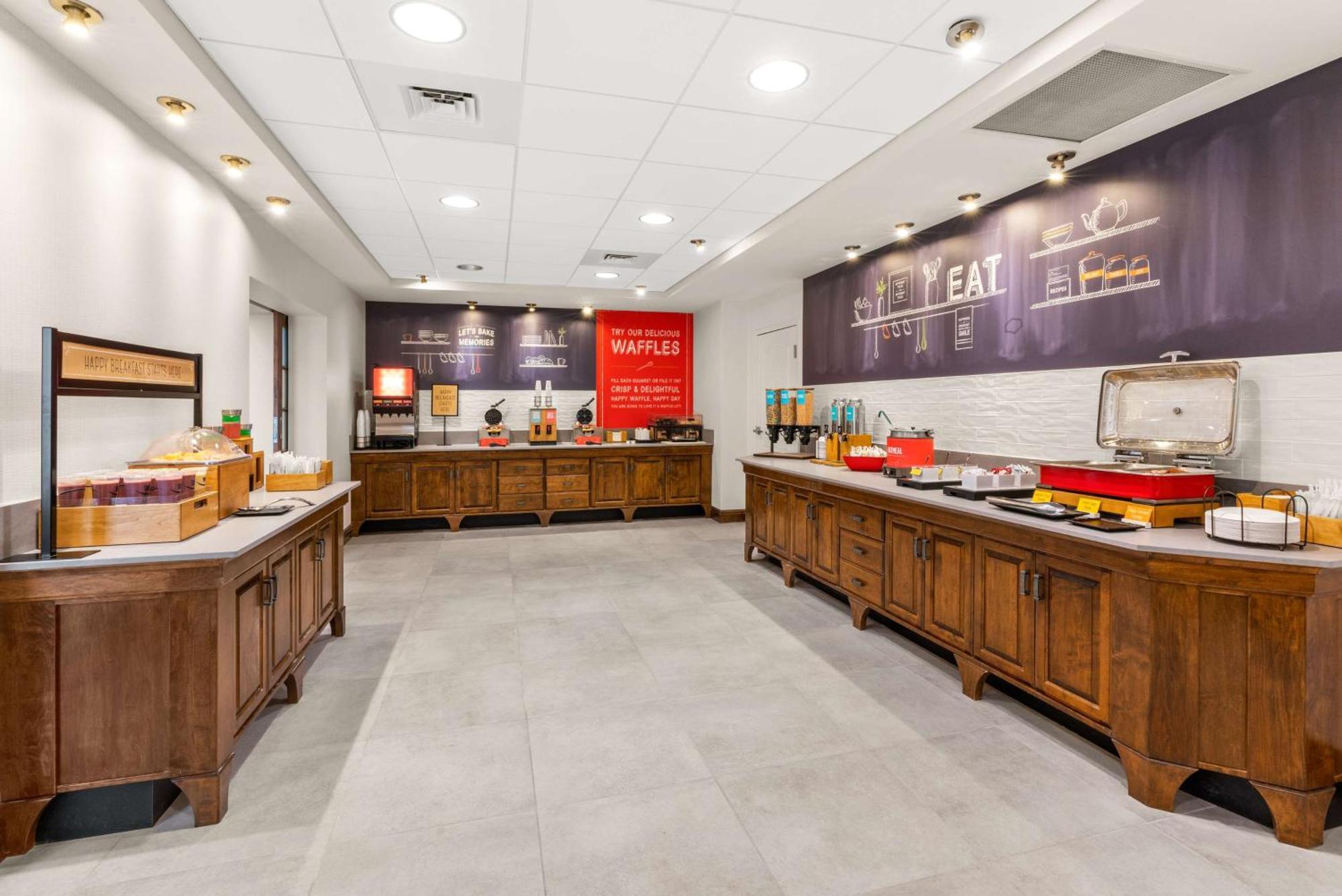 Hampton Inn & Suites Fairbanks Dış mekan fotoğraf