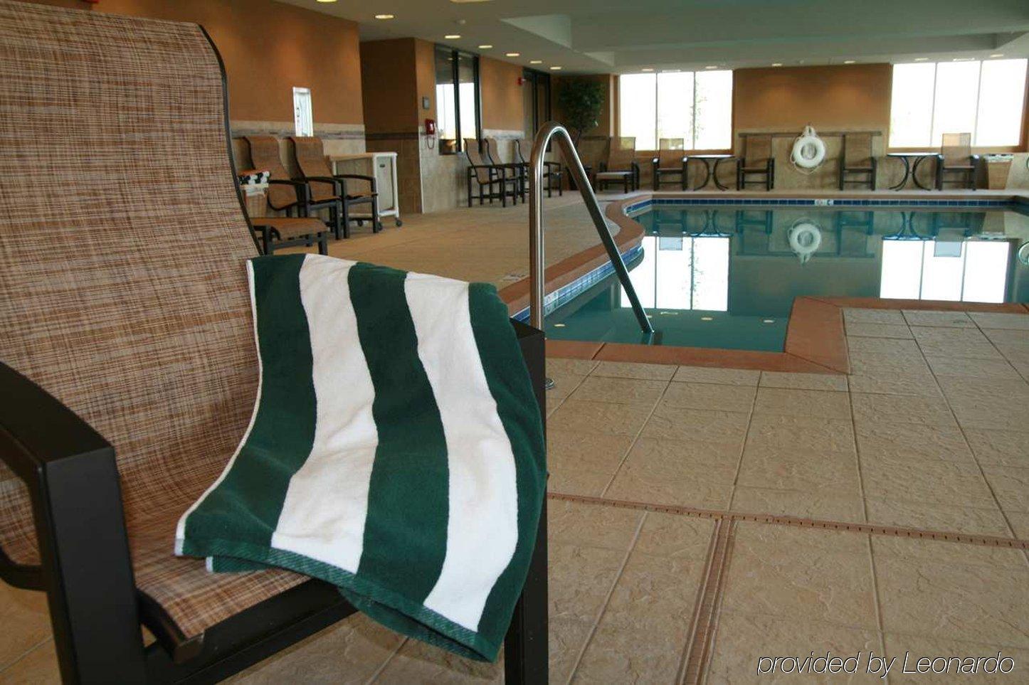 Hampton Inn & Suites Fairbanks Konforlar fotoğraf
